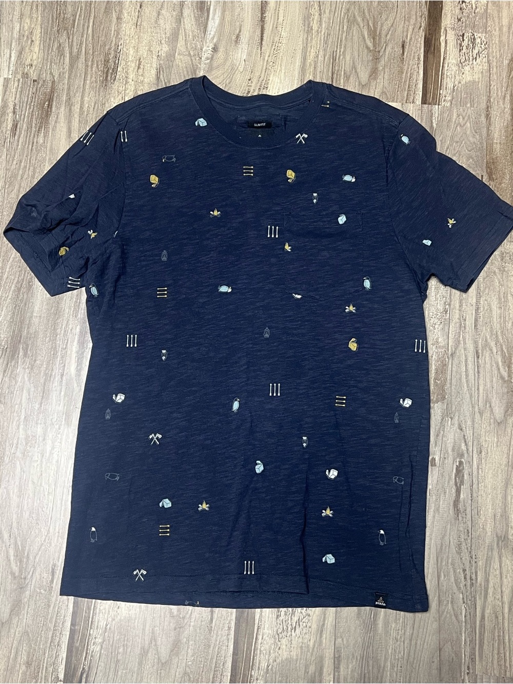 prAna Auxi Crew Slim Fit Large Mens Navy Organic Cotton Camping Print Pocket Tee